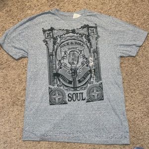 Men Fifth Sun Lg NWT bluish gray rock ‘n’ roll T-shirt short sleeve very soft.